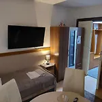 Ujszeged 1 아파트
