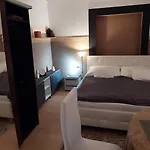 Апартаменты Ujszeged 1 *
