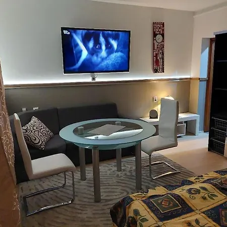 Ujszeged Apartament Seghedin